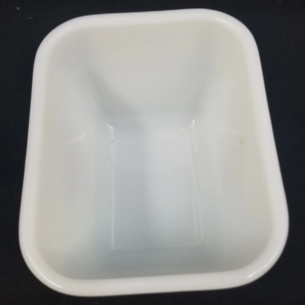 VINTAGE PYREX WHITE WITH BUTTERFLY GOLD DESIGN #501-B